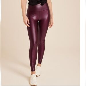 Maurices High Rise Liquid Shine Leggings in Bordeaux NWT